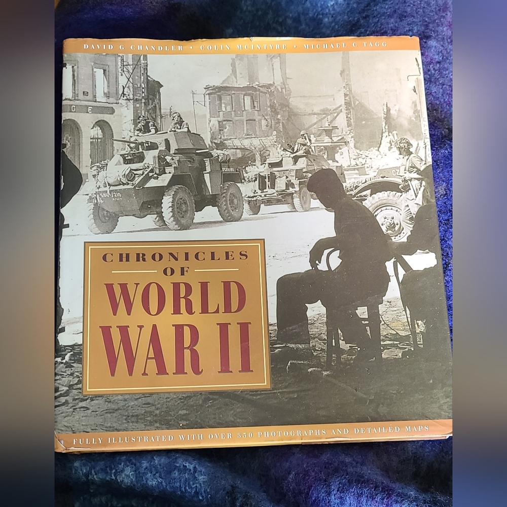 Chronicles of WORLD WAR II,  hardcover book